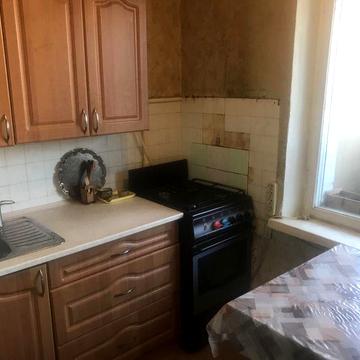 Сдам 1 кв.Жолудева 3, до метро Академгородк 10 мин.езды.