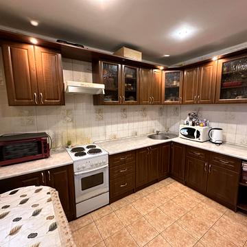 Лариси Руденко вул., 21