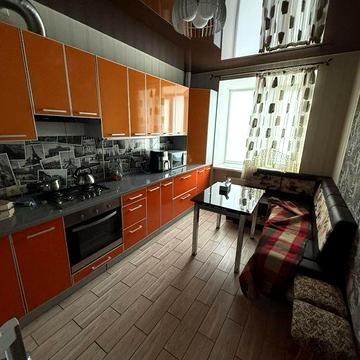 Здається 1кв на Старому місті 12000+