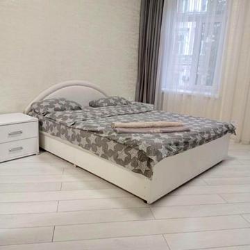 Садова вул., 13