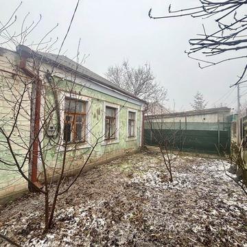 Продам частину будинку з окремим двором ЮТЗ