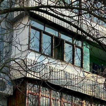 Продам 2-х кімнатну квартиру по вул.Світла Хортицький район (Бабурка)