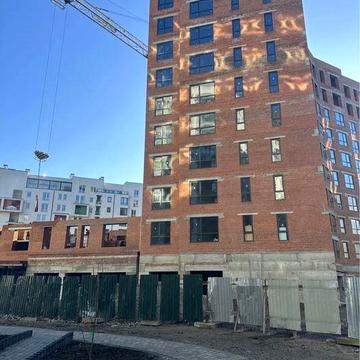 Продаж 3км квартири великої площі. Локація Озеро. Є-Оселя