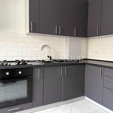 ГАРНА ЦІНА 3-кім біля метро вул.Героїв Дніпра 32-Б Оболонський район