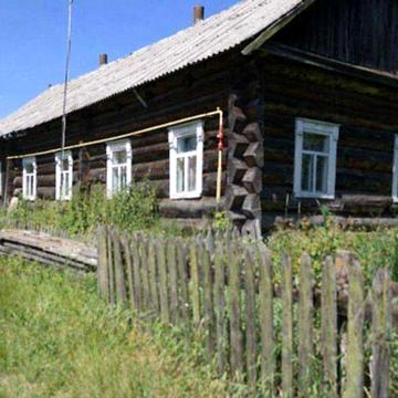 Будинок з ділянкою в с. Обуховичі