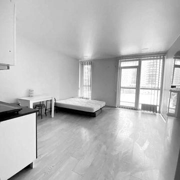 Оренда, комфортна Студія . ЖК Зарічний, Осокорська 2А. Метро поруч