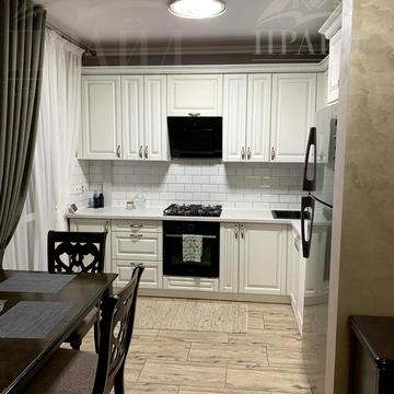 Соборна вул., 1