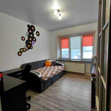 Продам 4к кв 60.1 кв.м + торг