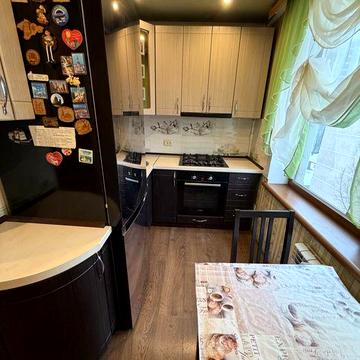 Здам 2 кімнатну квартиру , метро Захисників Украіни