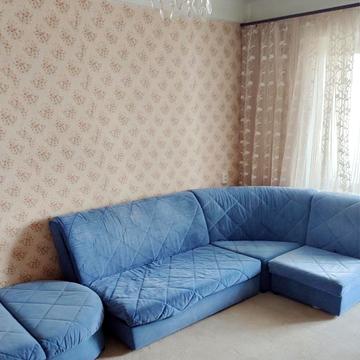 Нагірна вул., 12