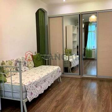 Продам 2-х кімнатну квартиру пр. Лесі Українки (Пушкіна)