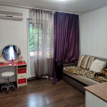 Деревянка вул., 16