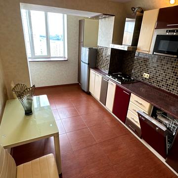 Олекси Тихого вул. (Виборзька), 25