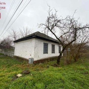 Продаж / будинок під реконструкцію