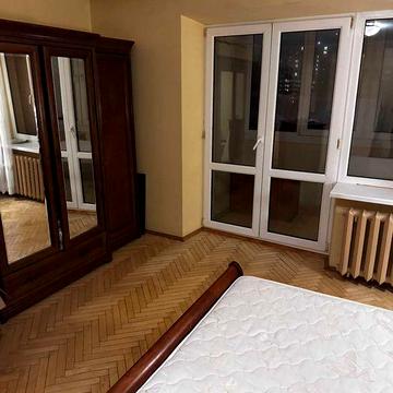 Однокімнатна квартира на Коновальця, біля Політехніки