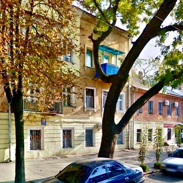 Продам 2х комнатная квартира Преображенская. Парк. Привоз.