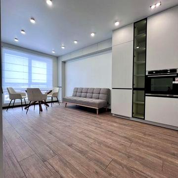 Продам 1км на Щасливому. Власник