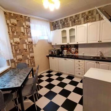 Сдам 1-ком. квартиру, Левобережный-3, середина пр. Мира, возле "АТБ".