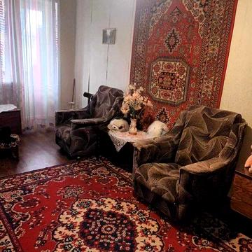 Затишна однокімнатна кв. Центр, розвинена інфраструктура.Довгий термін