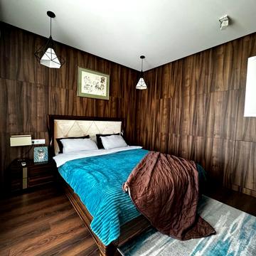 Джона Маккейна вул. (Івана Кудрі), 7