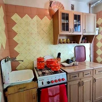 Двухкомнатная  квартира на Таирова