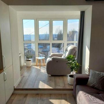 Оренда 2х кімнатної квартири у Вознесенівському р-і(Нижньодніпровська)