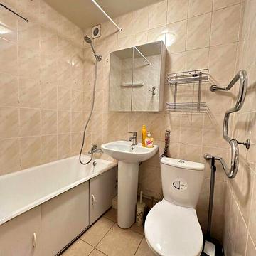 Довгострокова оренда 2к Квартира Поля Олександра проспект