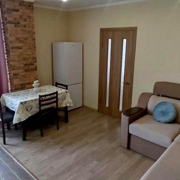 ВЛАСНИК. Здам велику 1 к квартиру. 50 м. Данила Галицького 16.