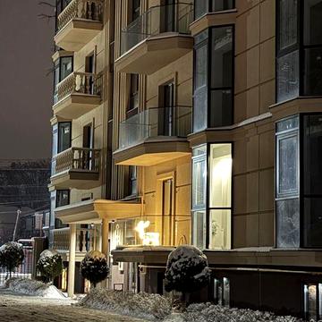 Велика двохкімнатна квартира 72 м2 з початковим ремонтом! 2% оформл