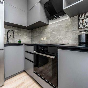 Продаж 1к з гарним ремонтом. м. Мінська. м. Дорогожичи.