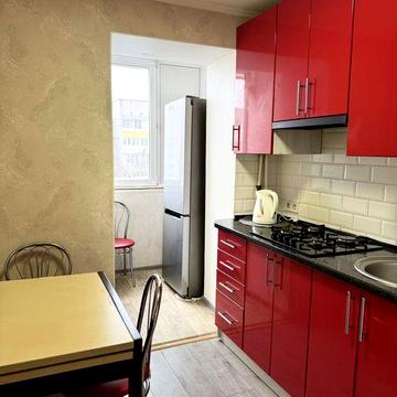 Здам 1 км кв., на вул.Кн. Острозських, можна короткий термін