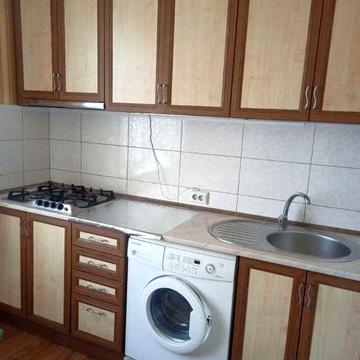 Мдам однокімнатну квартиру  на Шуменському