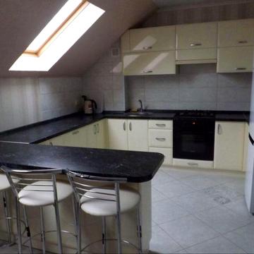 Сдам долгосрочно 2-х комн. квартиру на Львовской