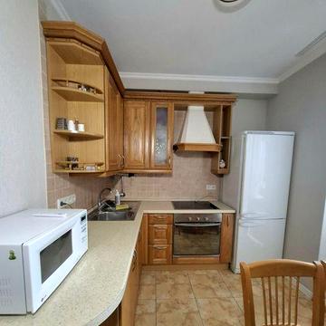 Без%. Оренда 3 кім. Петра Григоренка 11а