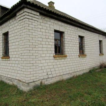 Продам будинок в с.Семиполки.ціна-15500у.е