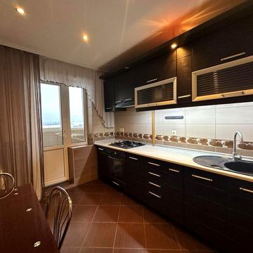 Продам 3-кімнатну квартиру . Північний