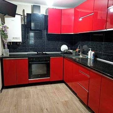 Будинок в Миколаївській області, газифікований з великою територією