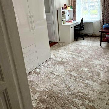 Фасадний 2-х кімнатний жилкоп, квартира на землі