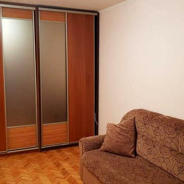 Сдаю свою.1-кімн. Метро-Шулявська