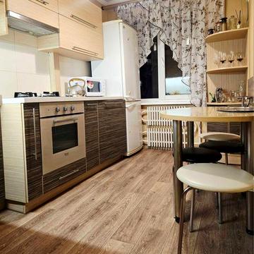 Оренда 2-кімнатної кв. Перемога 6