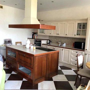 Идеальная квартира с мебелью и техникой 150 кв.метров в центре Киева. ЖК Botanic Towers