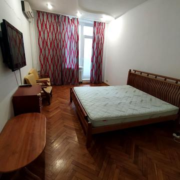 Кооперативна вул., 5