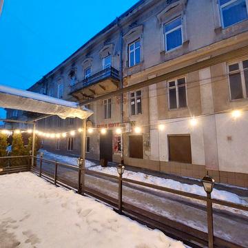 Оренда двоповерхового будинку центр міста Дрогобич