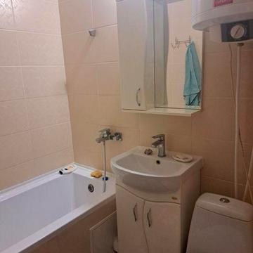 Сдам 1комнатную центр