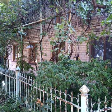 Продам капитальный дом (НА ДАННІЙ МОМЕНТ В АРЕНДЕ)