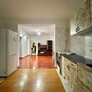 Продається частина будинку виділена в окрему одиницю.