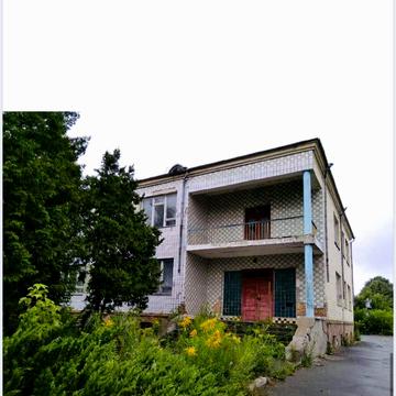 Центральна, 81