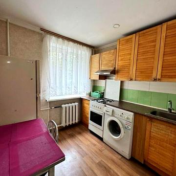 Довгострокова оренда 2к Квартира Олеся Гончара (60 Років Жовтня) вулиця