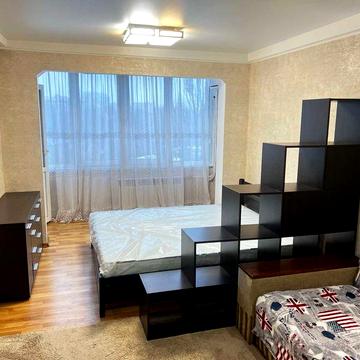 Продам 1к квартиру 42м2 - Януша Корчака 20а (Баумана) - власник