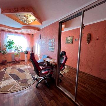 Продается 3х ком. квартира, 3 этаж, Корабельный, ДК.Q